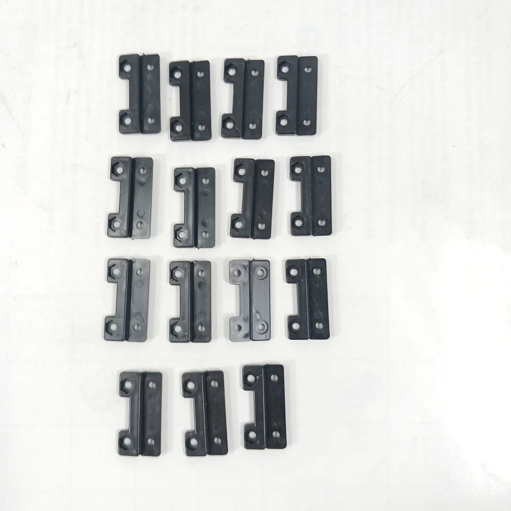15pc HO Scale Model Train Accessories Black Plastic Brackets Mounting Parts